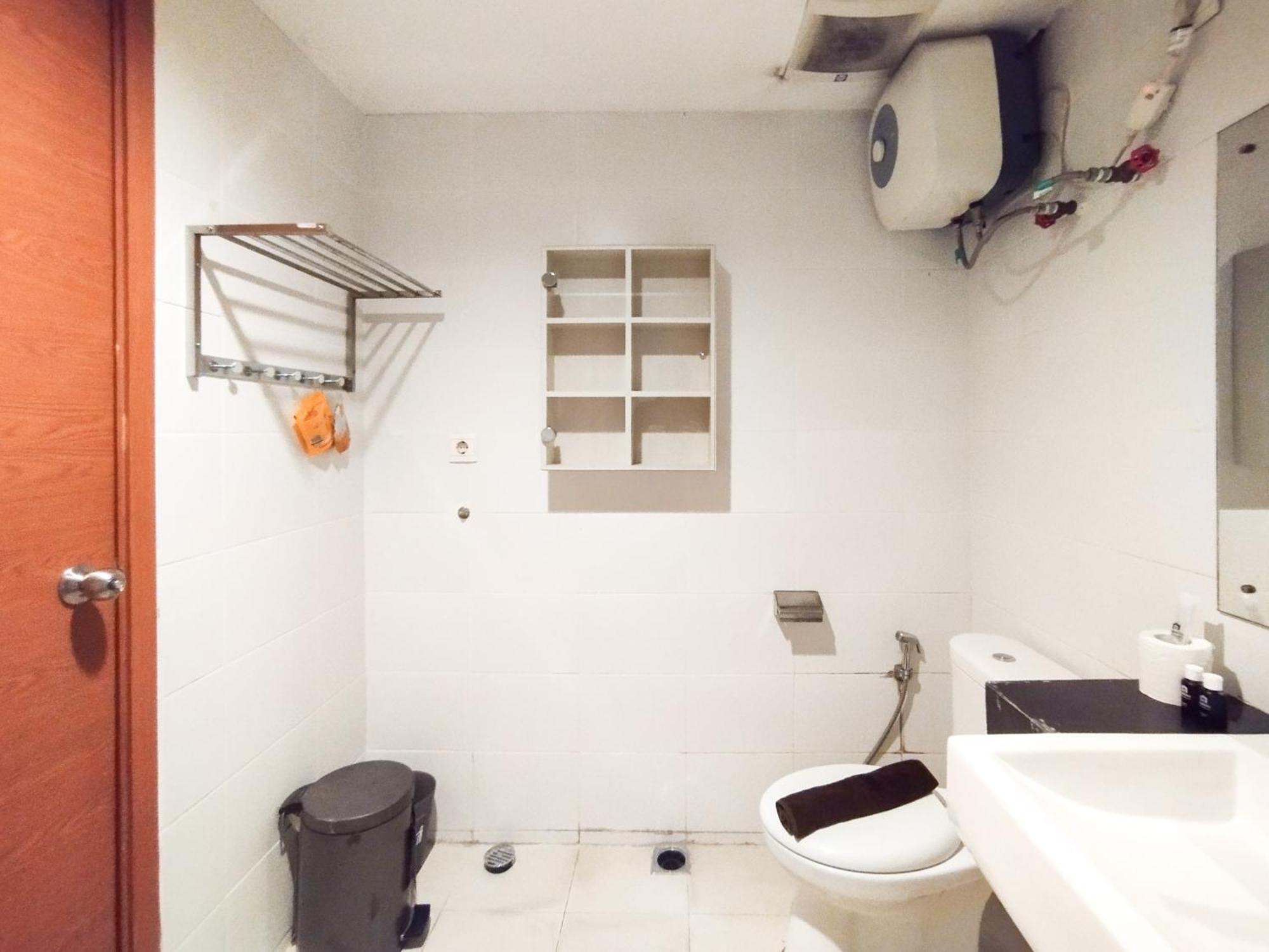 Simply And Comfy Studio Room Apartment Beverly Dago By Travelio Бандунг Экстерьер фото