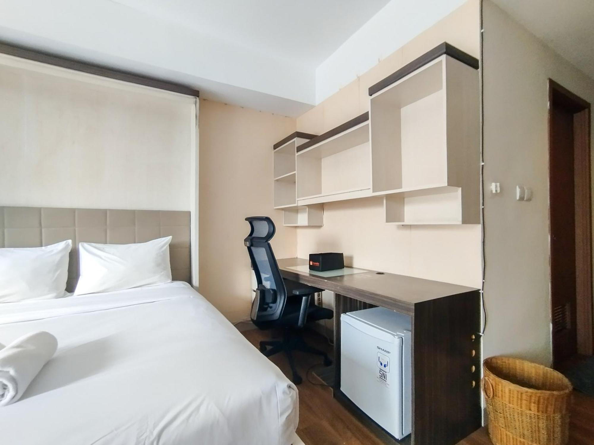 Simply And Comfy Studio Room Apartment Beverly Dago By Travelio Бандунг Экстерьер фото