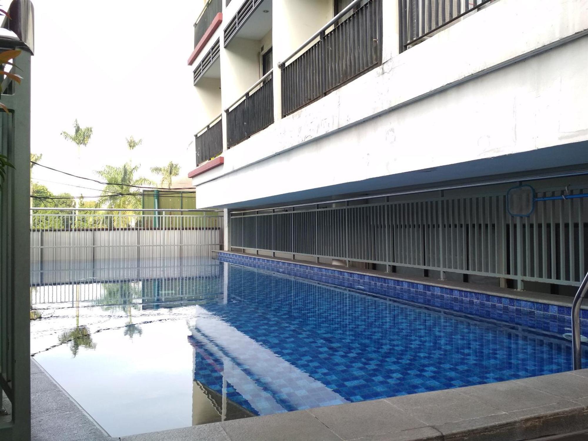 Simply And Comfy Studio Room Apartment Beverly Dago By Travelio Бандунг Экстерьер фото